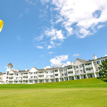 Manoir Des Sables Hotel & Golf Magog Exterior foto