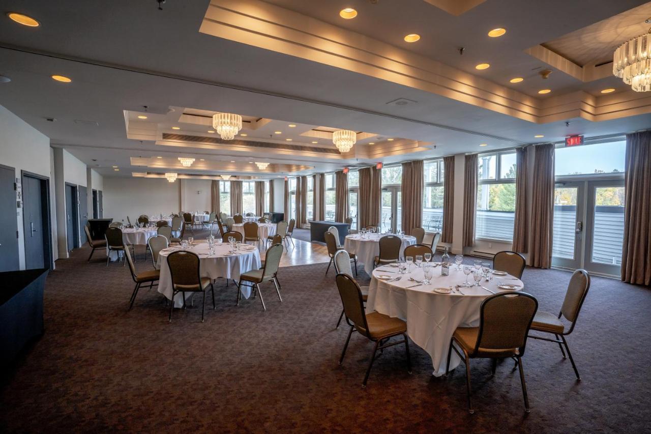 Manoir Des Sables Hotel & Golf Magog Exterior foto