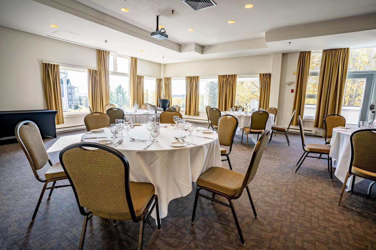 Manoir Des Sables Hotel & Golf Magog Exterior foto