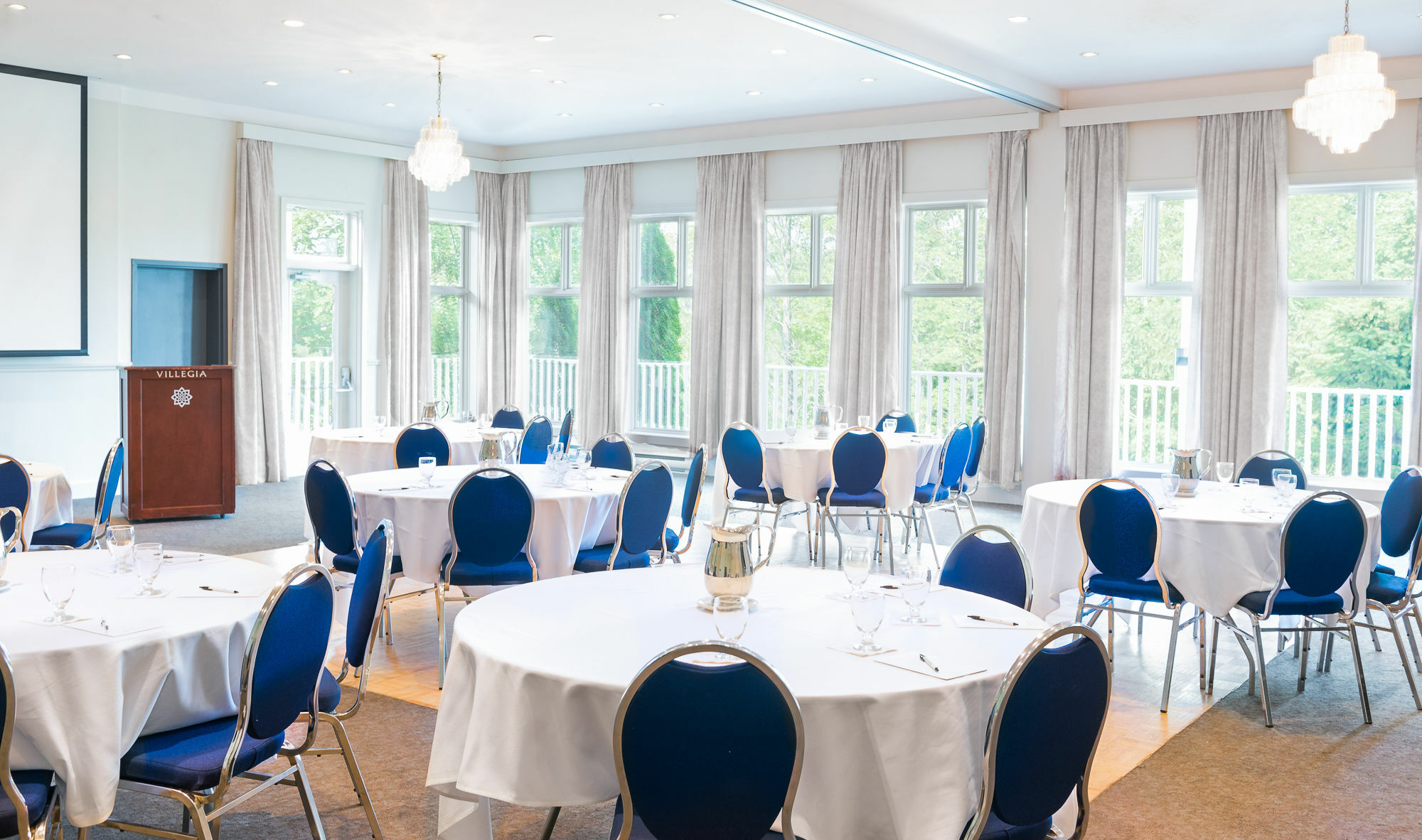 Manoir Des Sables Hotel & Golf Magog Exterior foto