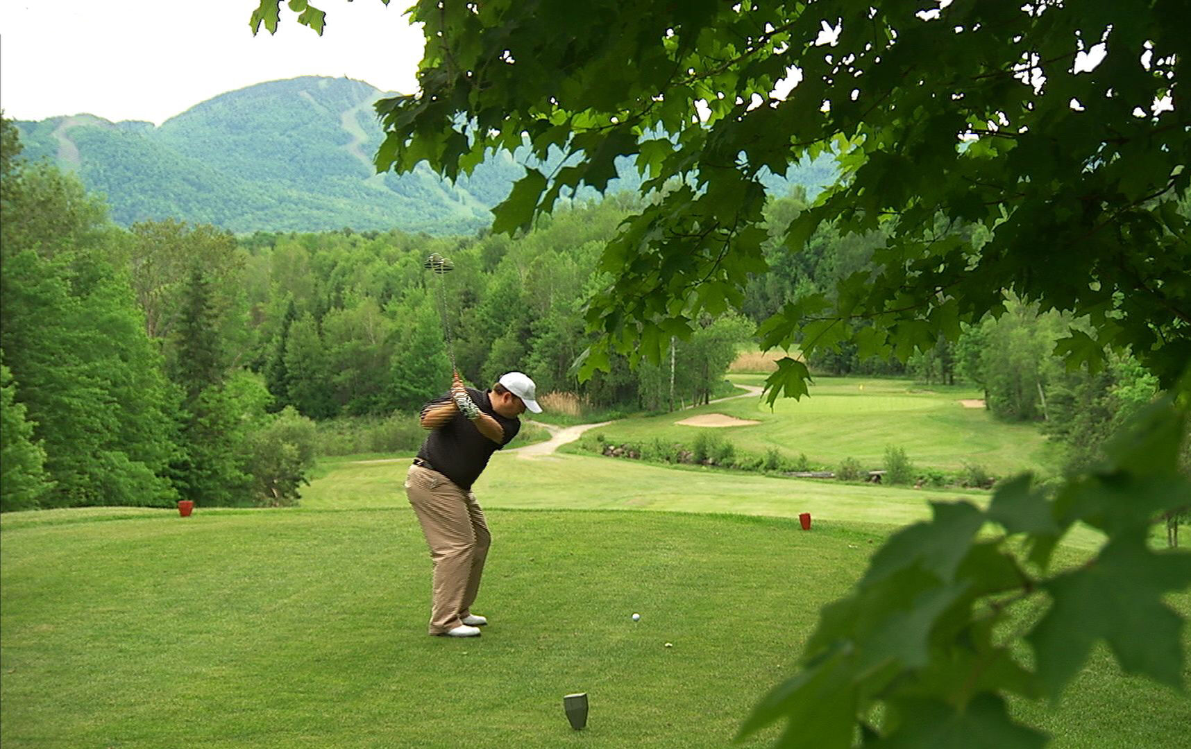 Manoir Des Sables Hotel & Golf Magog Exterior foto