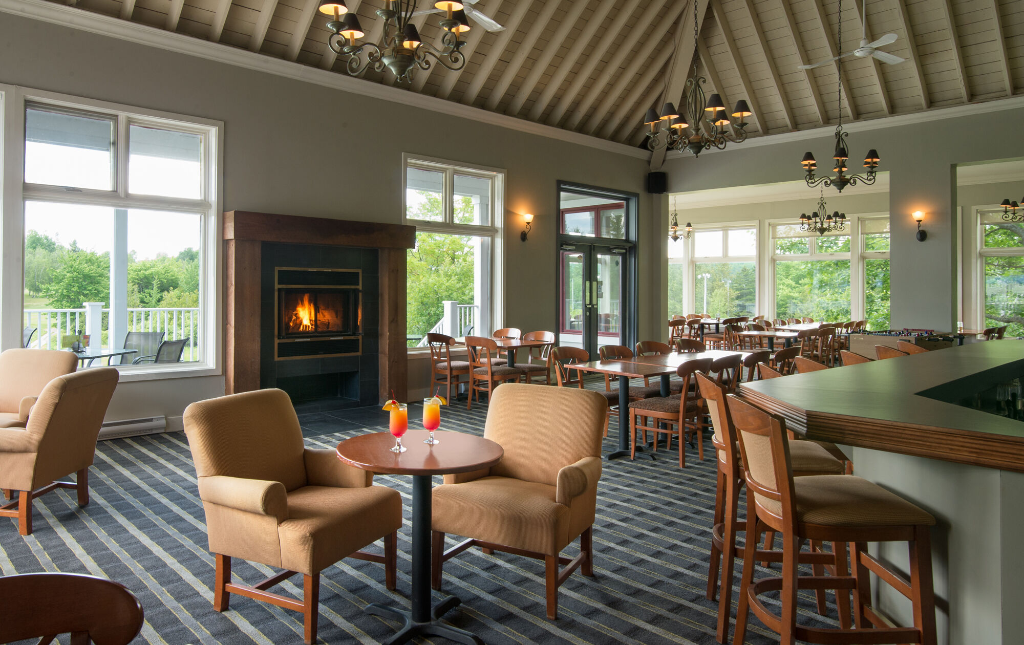Manoir Des Sables Hotel & Golf Magog Exterior foto